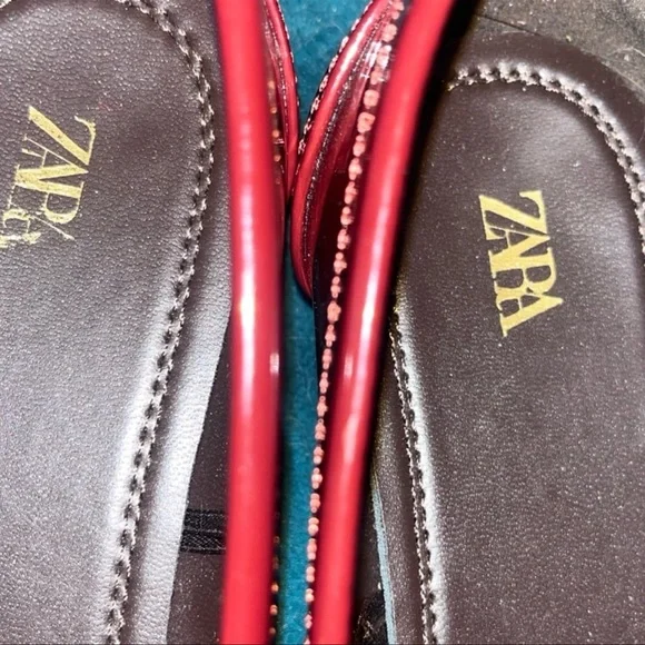 Zara Red Shoes - Picture 2 of 5